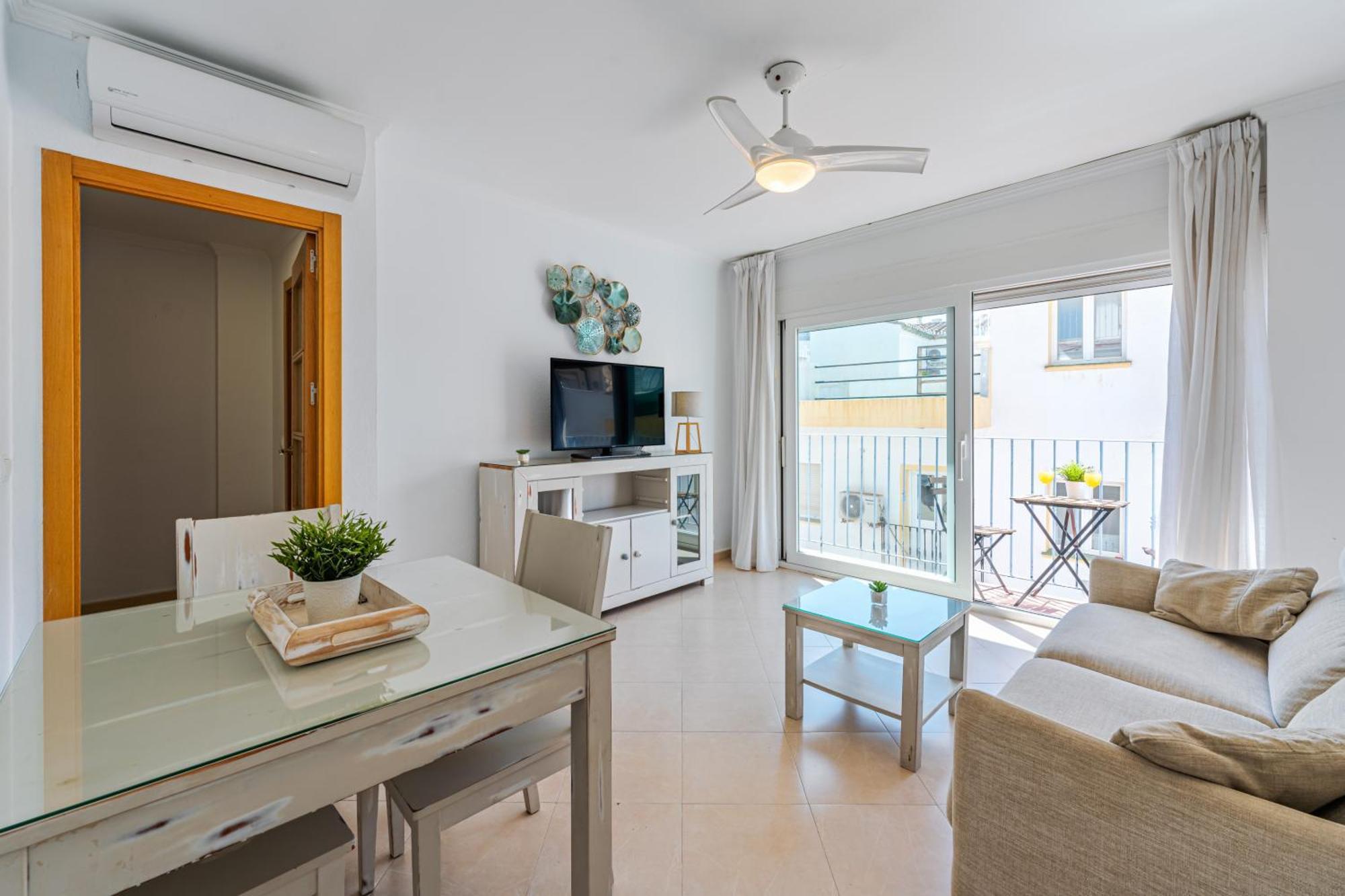 Carihuela - Beach & Sun Torremolinos Exterior photo